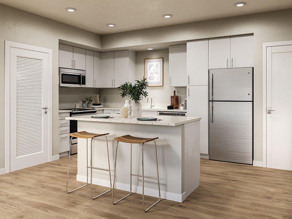 1st image of 500 Douglas St #6-201