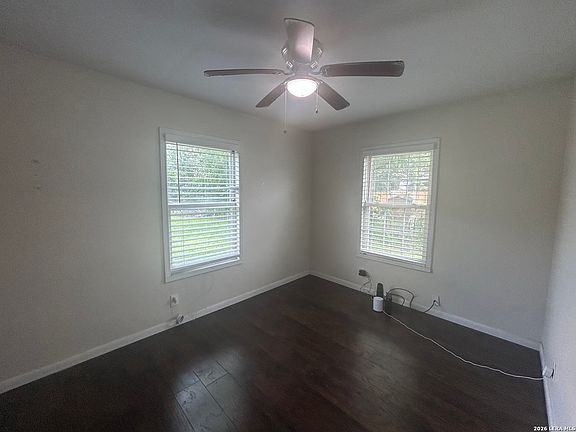4th image of 7134 GLENDORA AVE