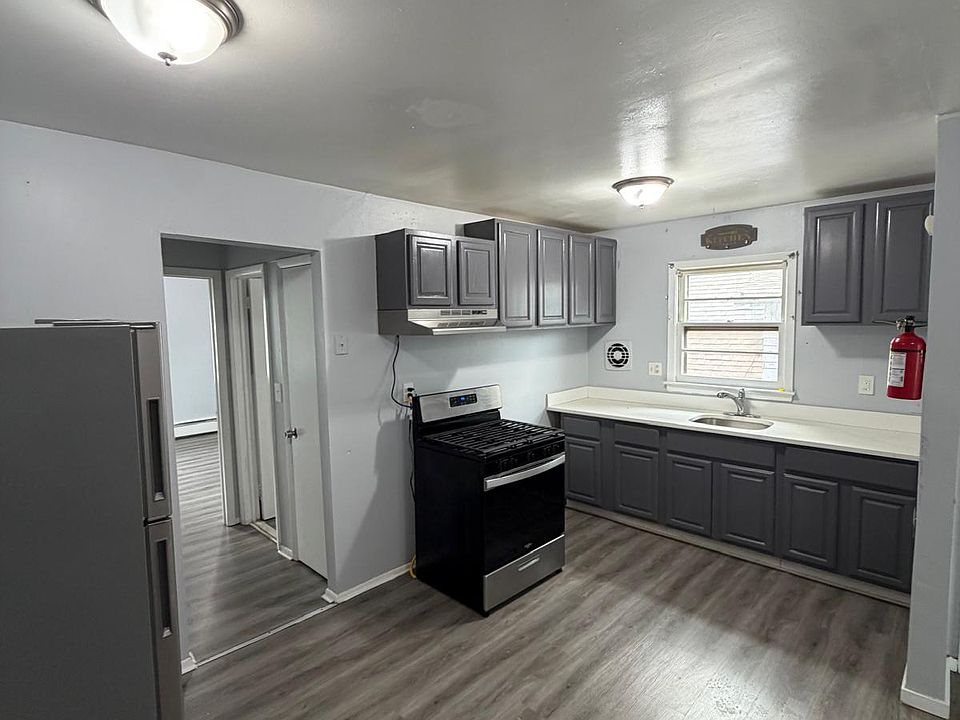 1st image of 1599 Oliver St #2