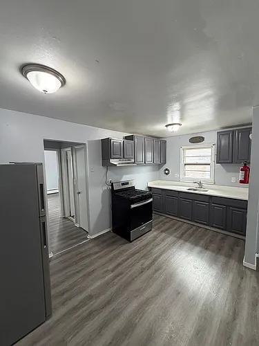 1599 Oliver St Photo 1