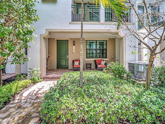 4th image of 11355 SW 14th St
