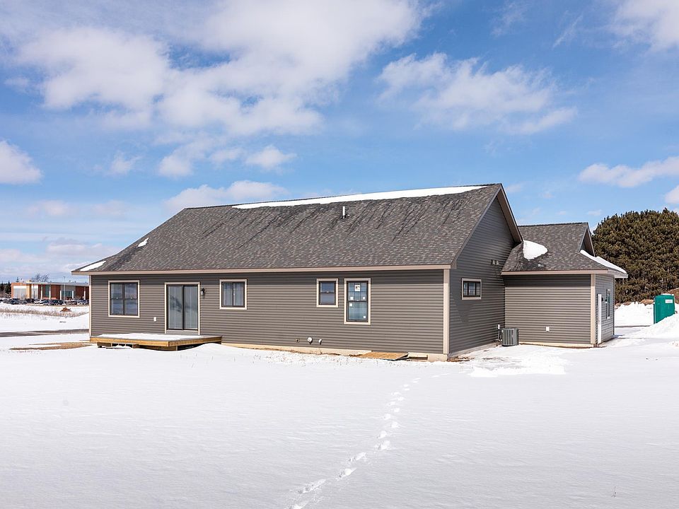 4139 Center Farm Ln 12, Traverse City, MI 49685 Zillow