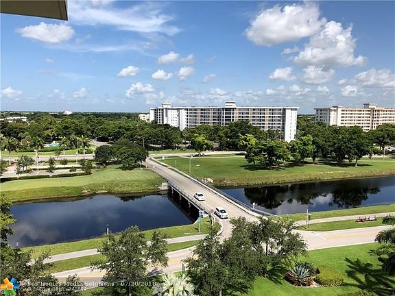 4th image of 3300 N Palm Aire Dr APT 901