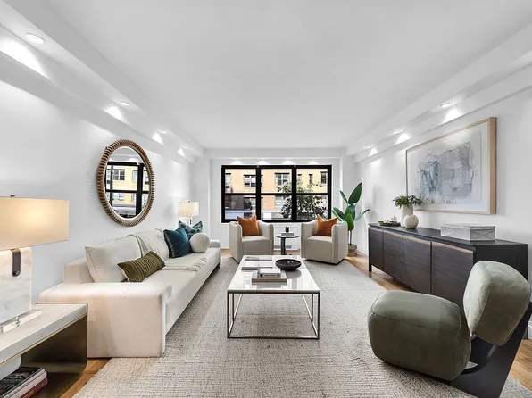 140 E 56th St APT 2K, New York, NY 10022