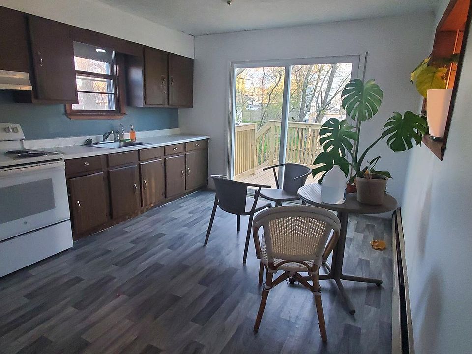 18 Myrick St, Ayer, MA 01432 Zillow