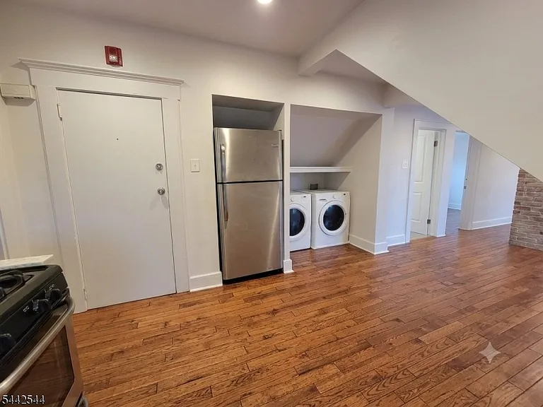 18 Olive St #3 — Photo 5
