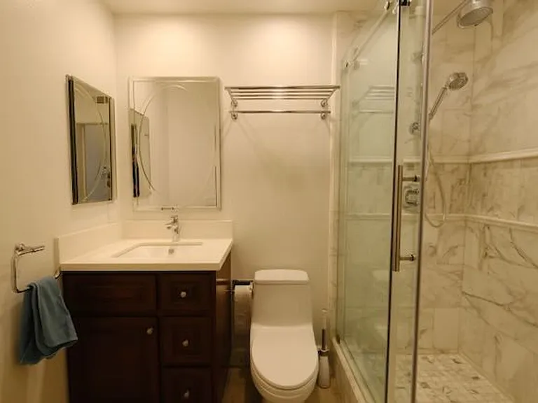 701 Loma Adria — Photo 25