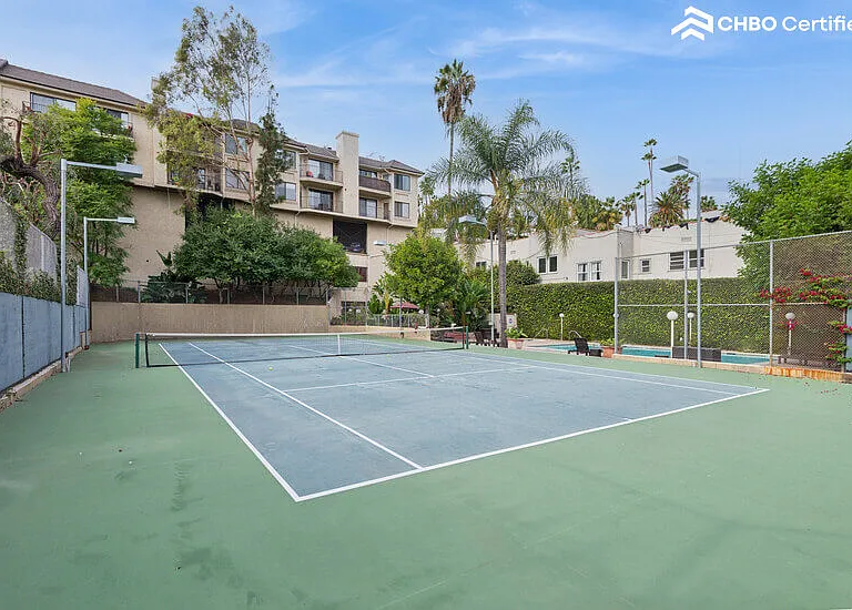1942 Grace Ave #217 — Photo 29