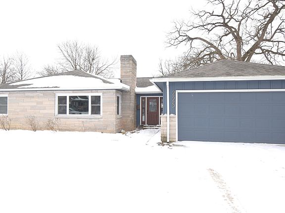 2nd image of 225 W Grace St