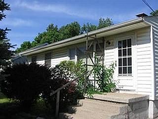 1st image of 2121 Highland St