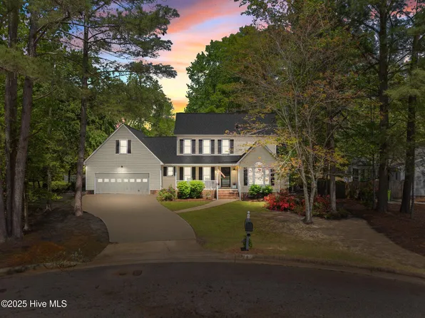 707 Shady Meadow Court, Winterville, NC 28590