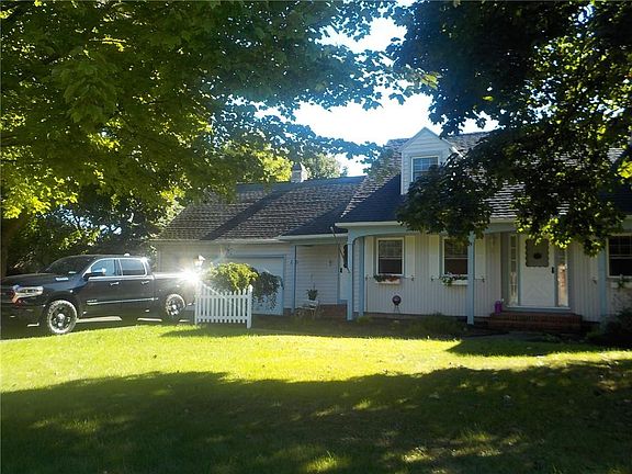 3rd image of 134 South Ave