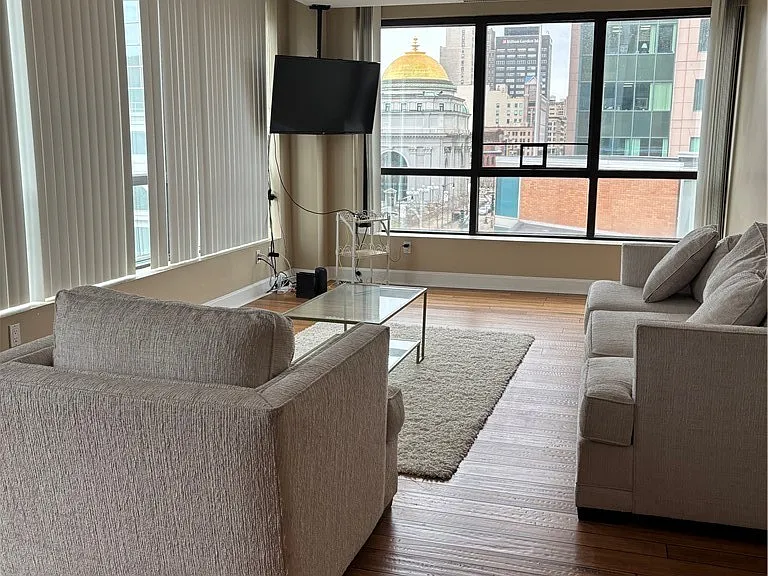 610 Main St #505 — Photo 2