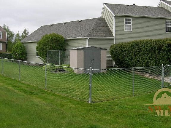3rd image of 20 Annette Park Dr