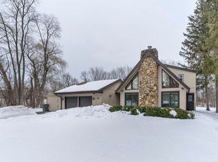 S68W14193 Gaulke Dr, Muskego, WI 53150