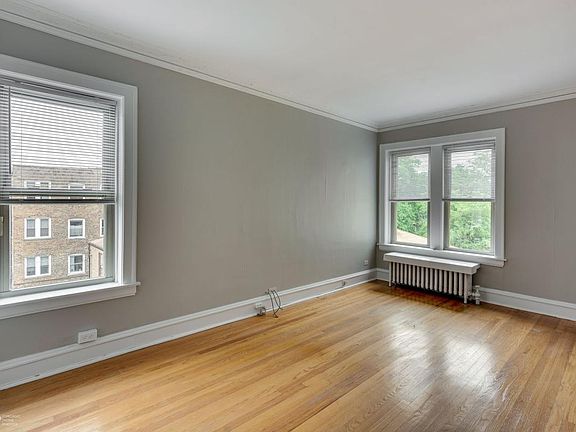 1327 Brummel - R Tier - 1 Bed