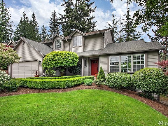 2nd image of 22909 NE 17th Pl