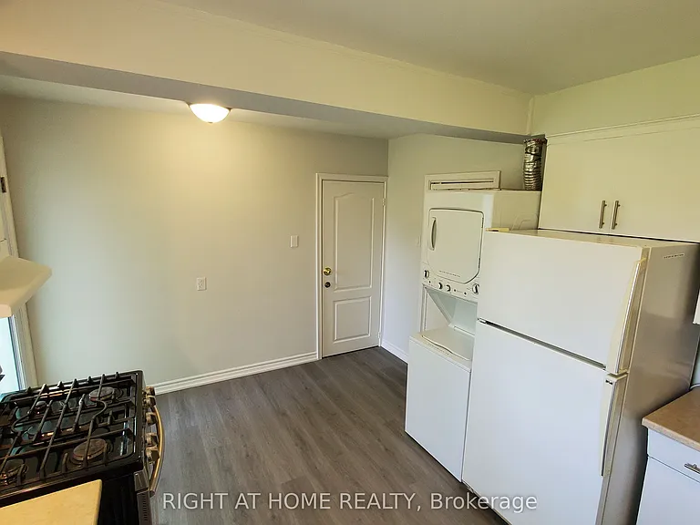 169 Yorkview Dr #1 — Photo 13
