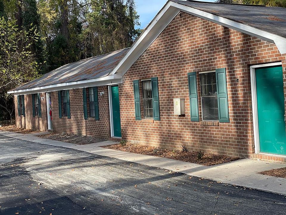1st image of 306 McGwigan St