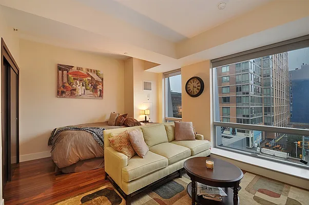 Sold by Corcoran | media 19