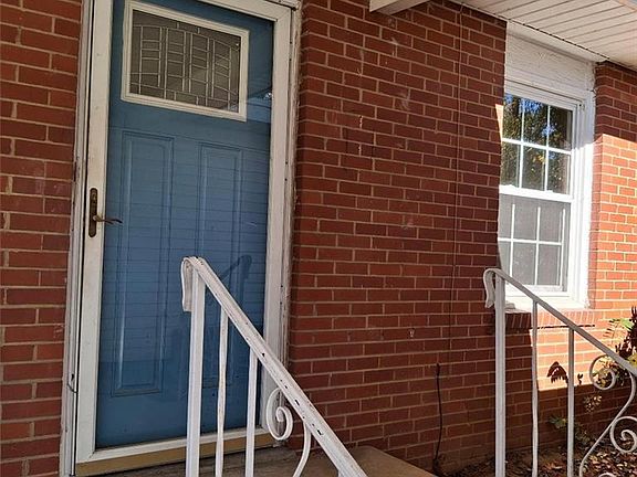 3rd image of 1517 Lincoln St