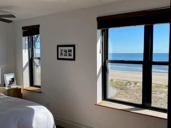 129 Beach 118th St APT 5D, Rockaway Park, NY 11694