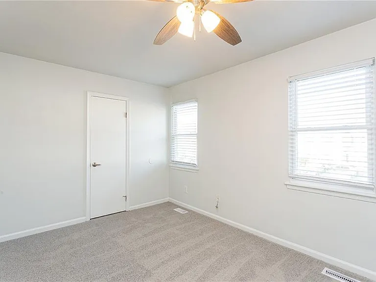 640 Aubrey Dr — Photo 7