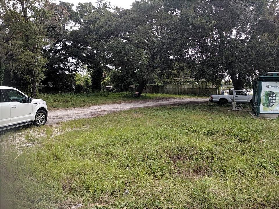 2nd image of 2604 E Dr Martin Luther King Jr Blvd