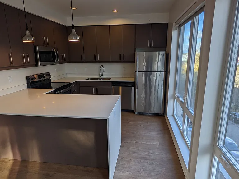 Viewpoint Terrace Apartments — Photo 6