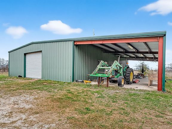 2nd image of 8525 Spell Rd