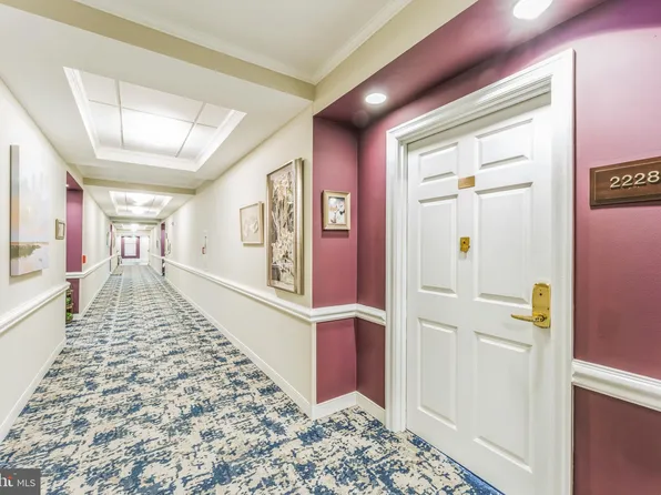 2228 Windrow Dr, Princeton, NJ 08540