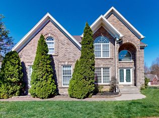 4010 Sunny Crossing Dr, Louisville, KY 40299