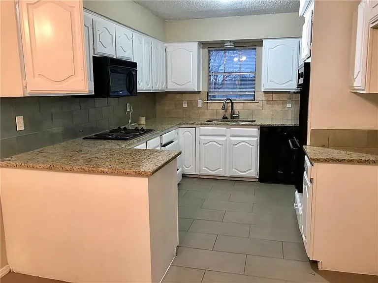 613 Trail View Ln — Photo 29