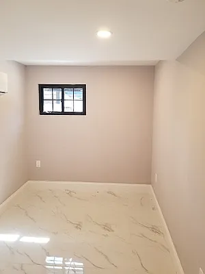 Rented by Dyer Estate Mgmt | media 14