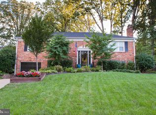 4205 Wilton Woods Ln, Alexandria, VA 22310
