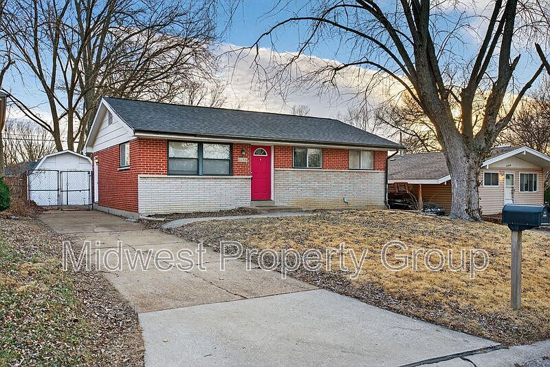 1st image of 1156 Cove Ln