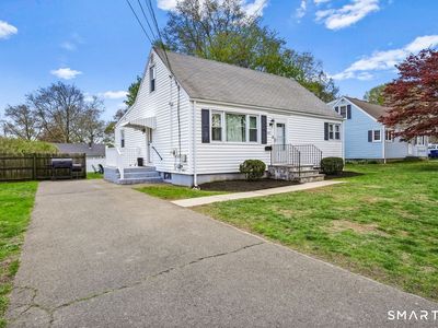 63 Richfield Road, Bridgeport, CT, 06606