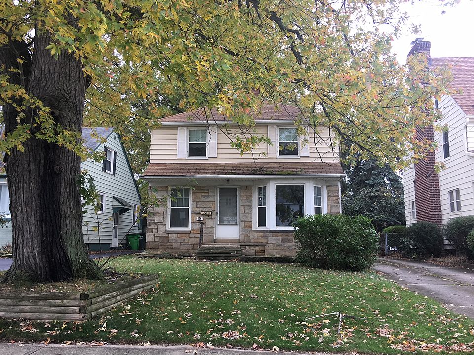 1st image of 90 Sunnycliff Dr