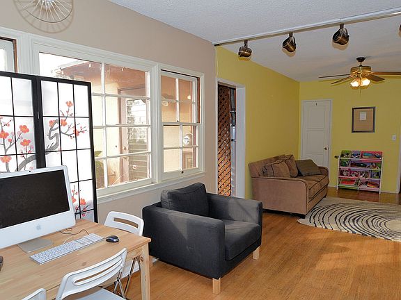 2nd image of 4976 Collis Ave