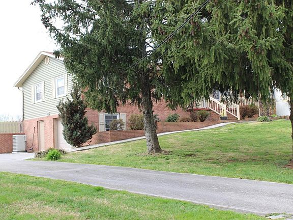 5th image of 6764 Heatherbrook Dr