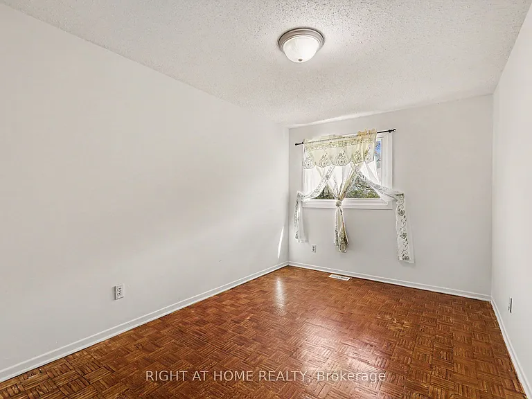 980 Gulf Pl #207 — Photo 21