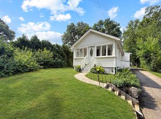 190 W Plain St, Wayland, MA 01778