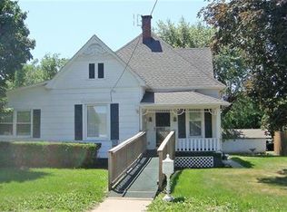 208 Elizabeth St, Saint Joseph, MO 64504