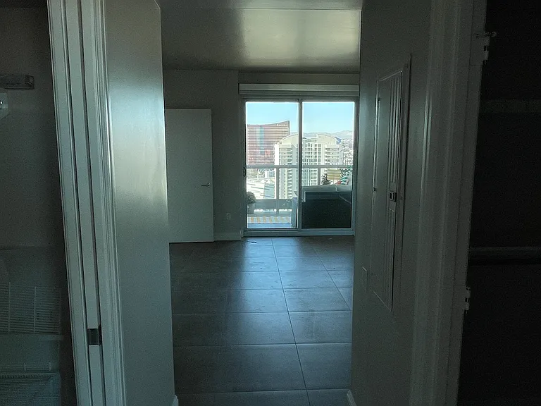 222 Karen Ave #4301 — Photo 17