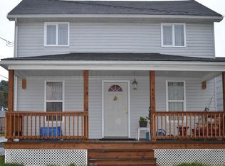 408 7th St, Ford City, PA 16226