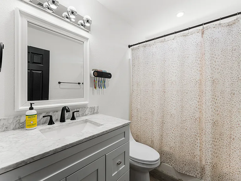 43721 Yaffa St — Photo 31