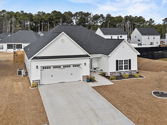 5th image of 914 Nubble Court