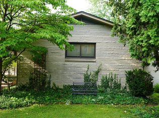 818 E Maxwell Ln, Bloomington, IN