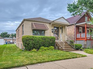 11120 S Troy St, Chicago, IL