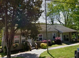 379 Robertsville Rd, Oak Ridge, TN 37830